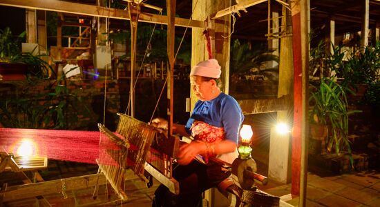 Mai Chau Silk Weaving by local